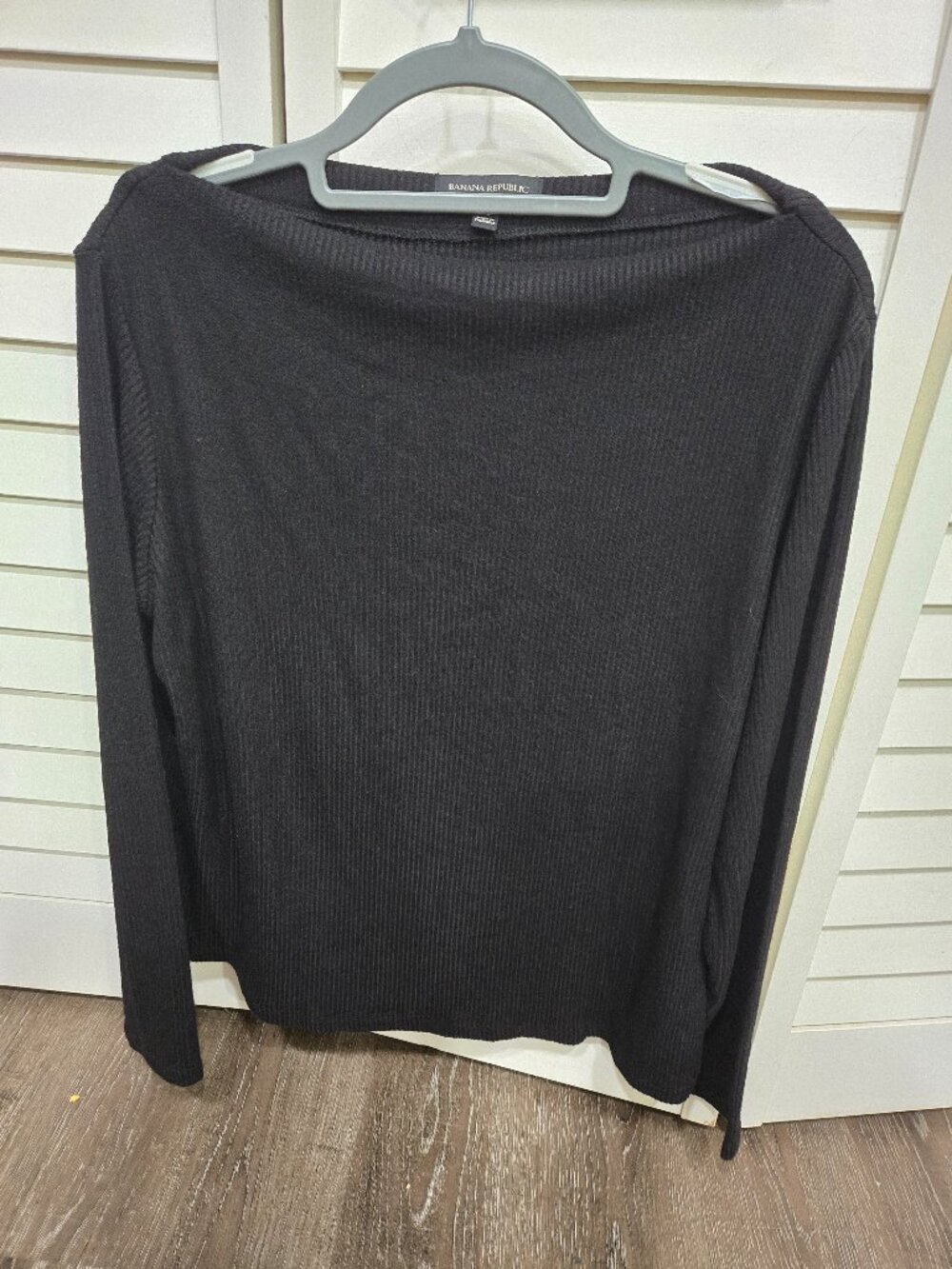 Black knit top, long sleeve, Banana Republic, XL